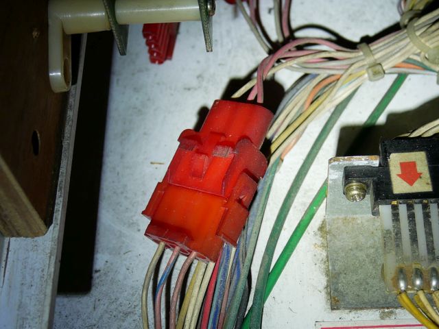 aero_city_headphone_harness_1.jpg