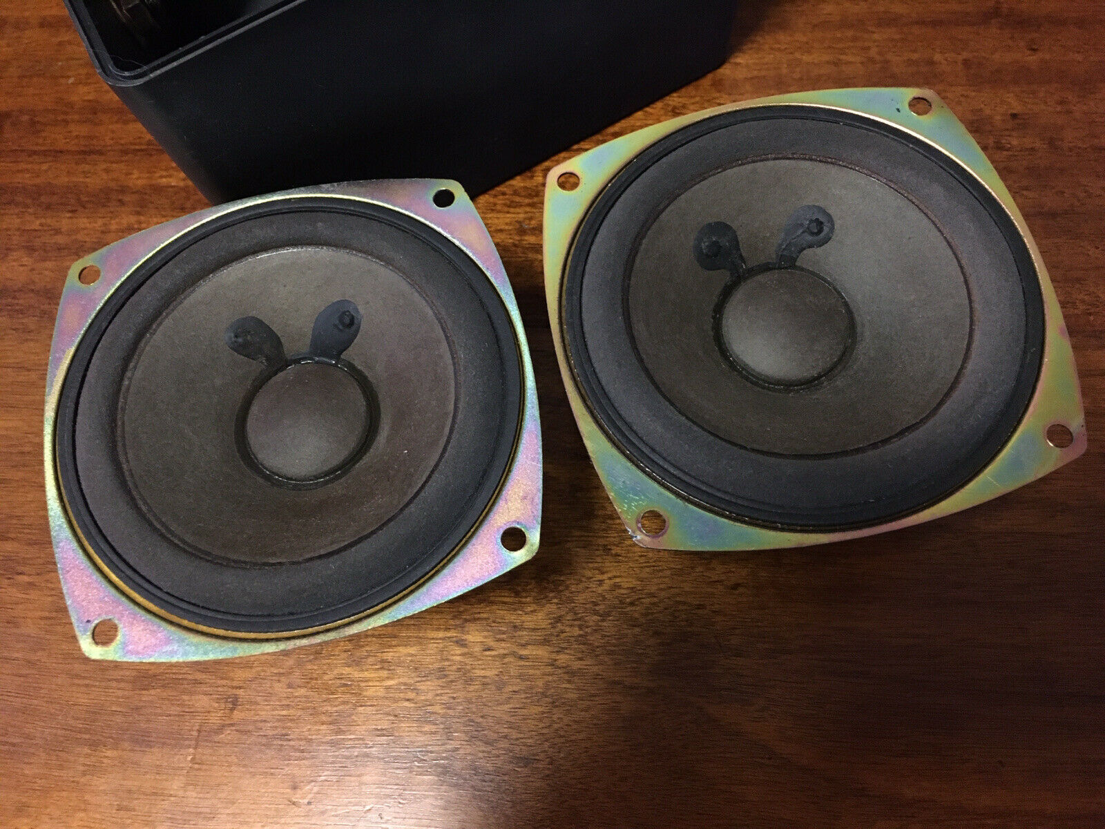 astro2speaker-2.jpg