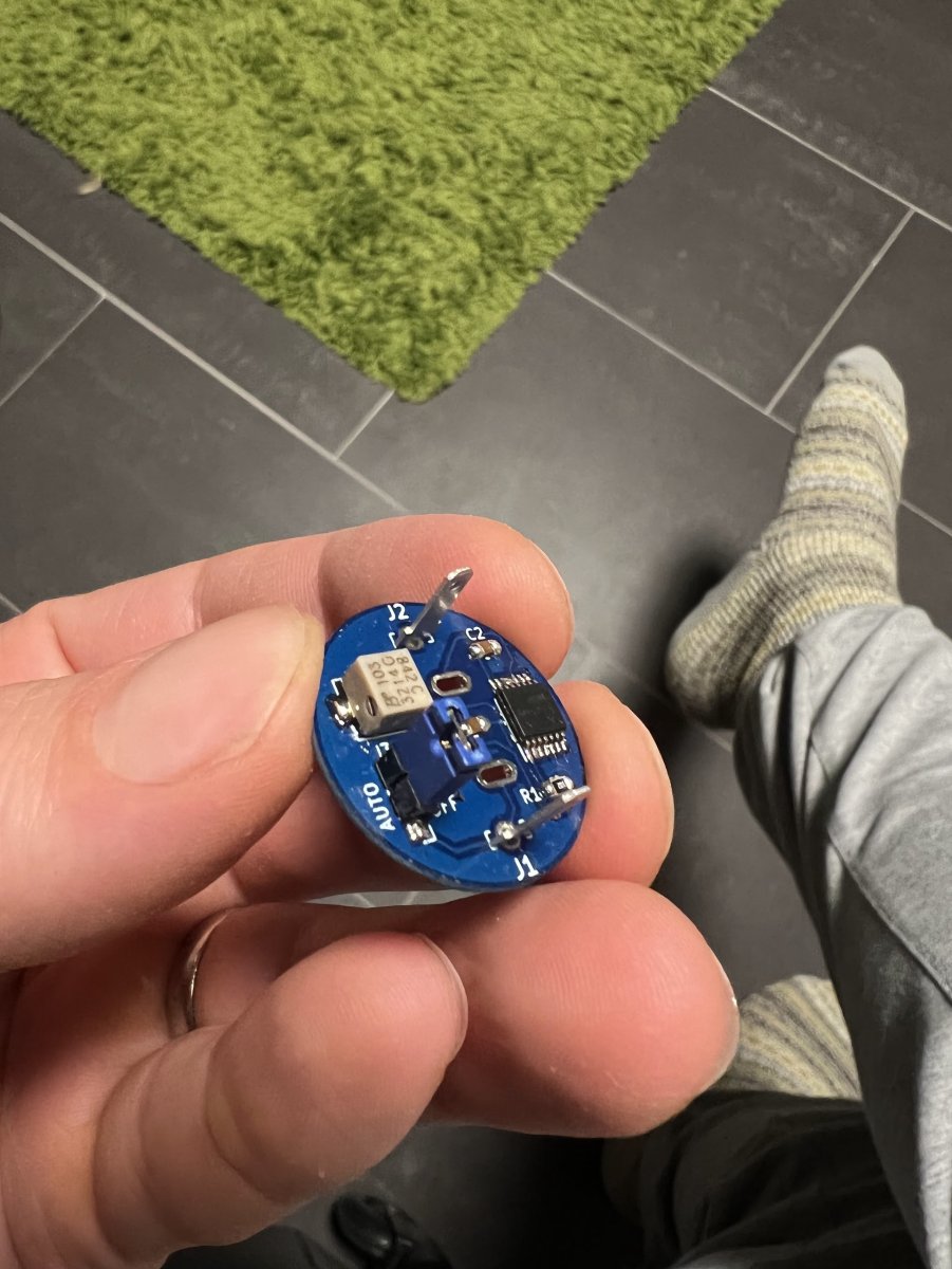 button1.jpg
