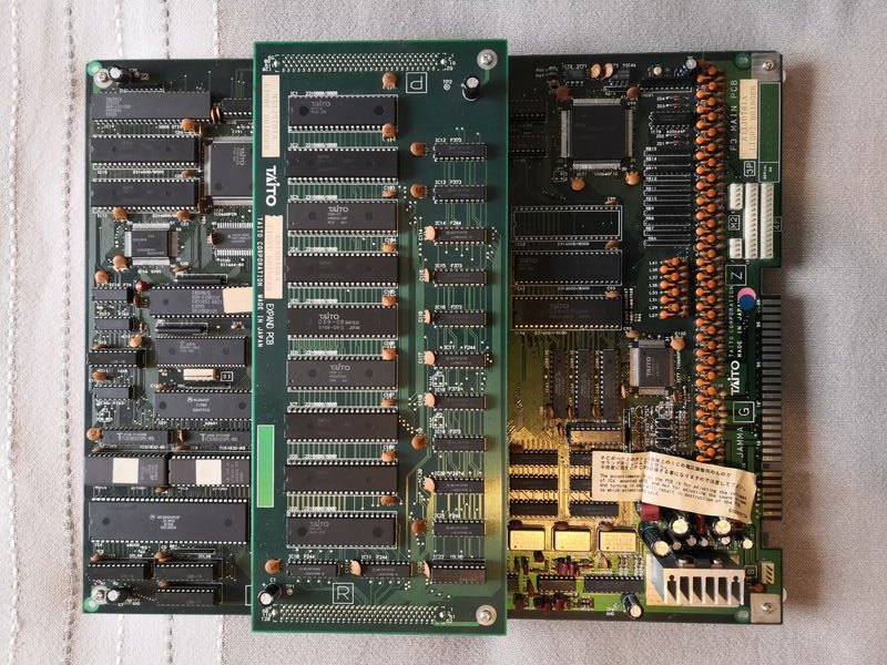 Taito F3 Orange + Expand.jpg